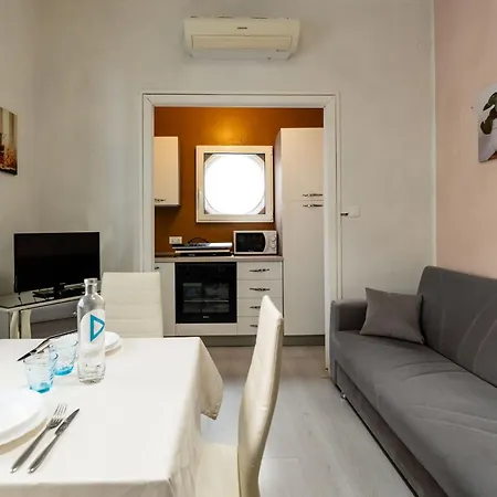 Hostdomus - Airone Apartment *
