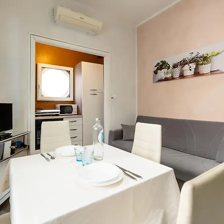 Apartment Hostdomus - Airone Alassio