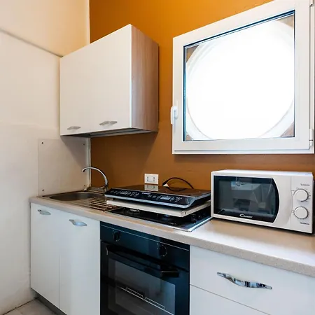 Hostdomus - Airone Apartment