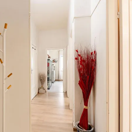 Hostdomus - Airone Alassio